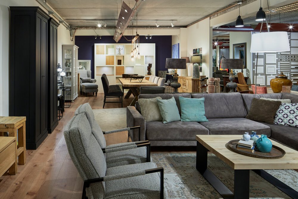 Overview photo of the Gerard Keune Meubelen store interior.