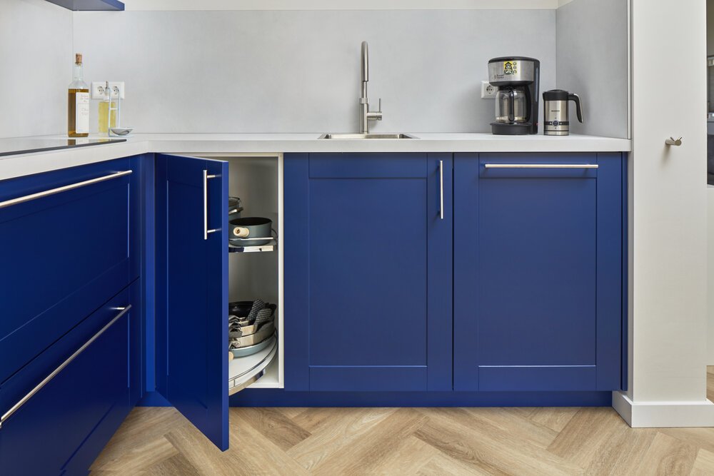 Ample workspace and storage.