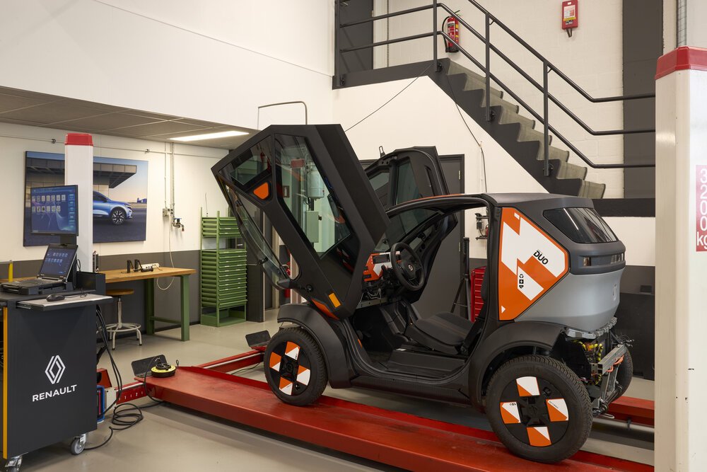 Mobilize Duo undergoing a thorough inspection.