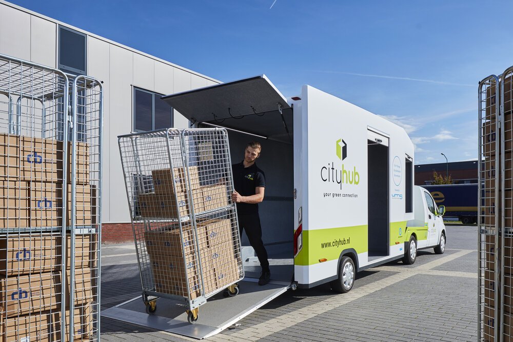 Slimme stadsdistributie met Zolution: 100% elektrische combinatie van Urban Mobility Systems (UMS) uit Oss.