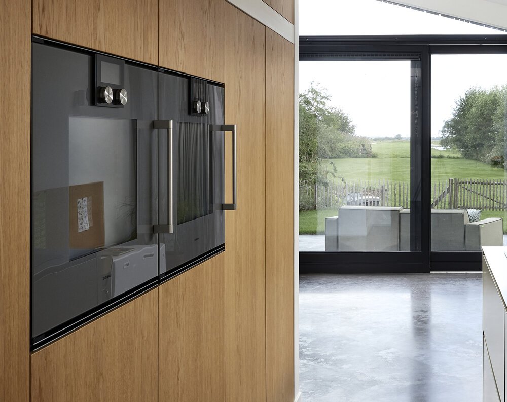 Inbouwapparatuur is strak vormgegeven.