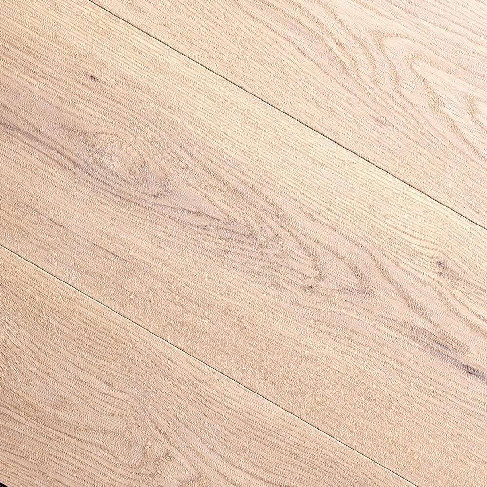 Deze vloer is gerookt en wit geolied. De afwerking is glad met een kleine velling als aansluiting.