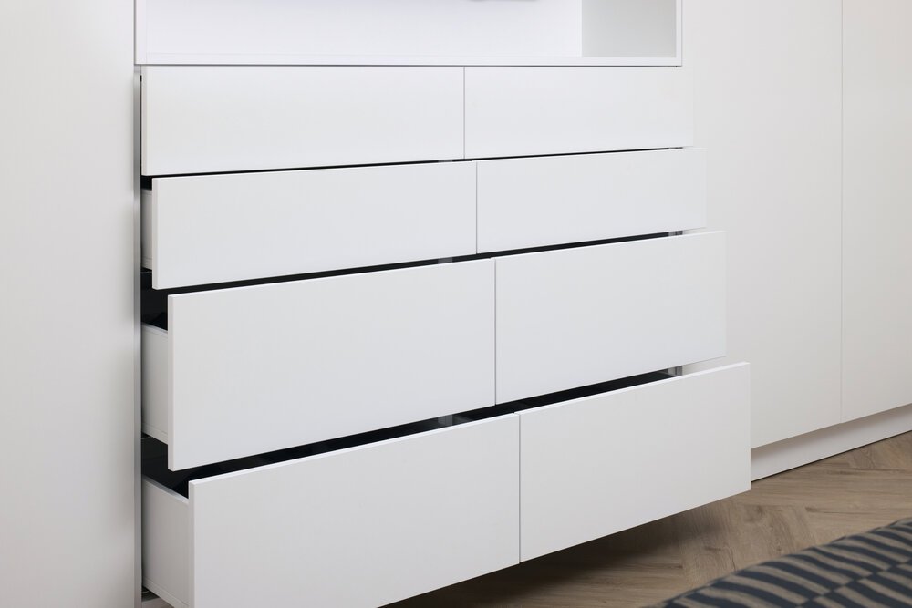 Lades in de maatwerkkast.