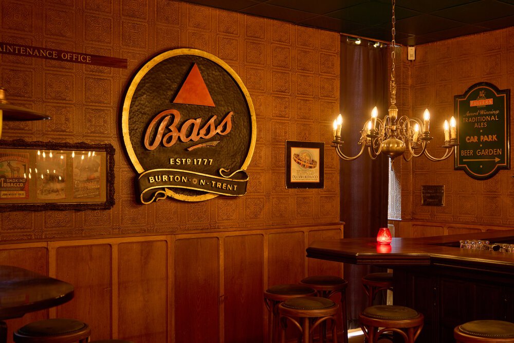 Hoewel niet iedereen bekend is met oudere merken, zijn reacties van kenners vaak oprecht en leuk om te horen bij binnenkomst.