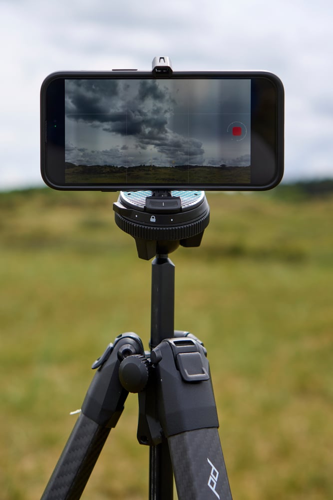 Ik maakte een time-lapse van wolken die over het eiland kwamen. Uitenlijk niet gebruikt in deze montage.